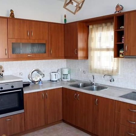 Elzahed Apartments Maestro Kímolos Exterior foto