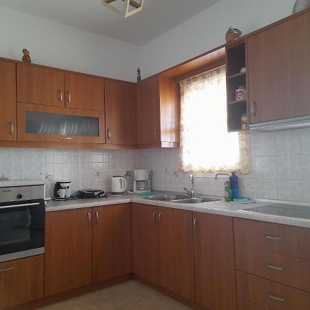 Elzahed Apartments Maestro Kímolos Exterior foto